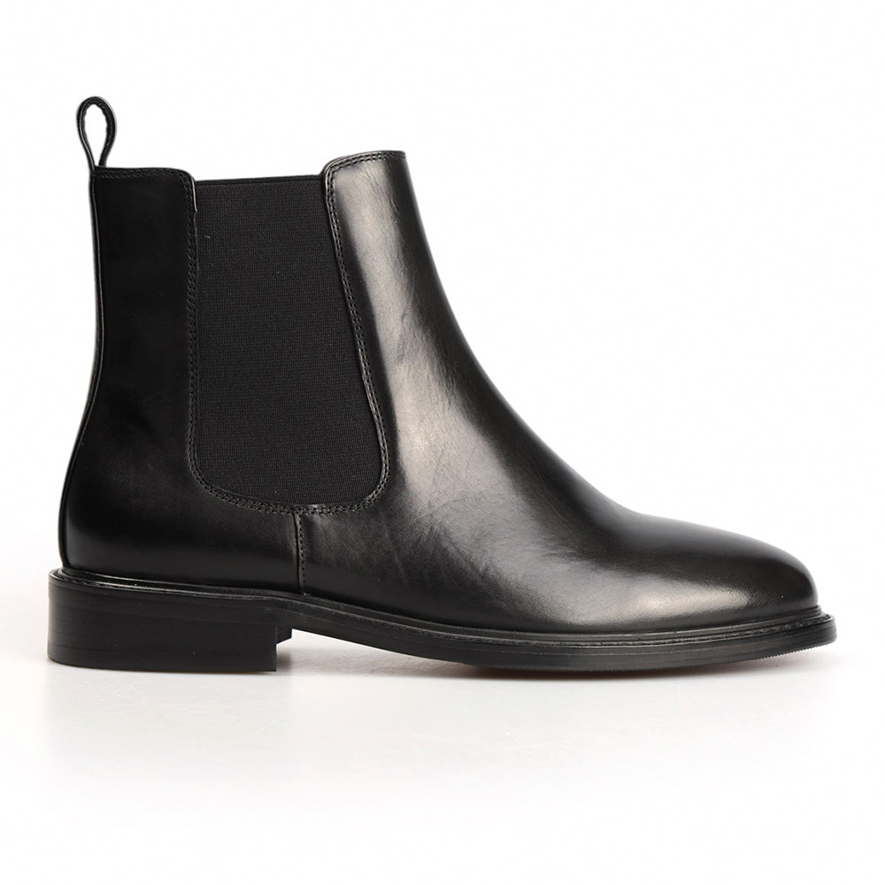 Челси Marc Cony