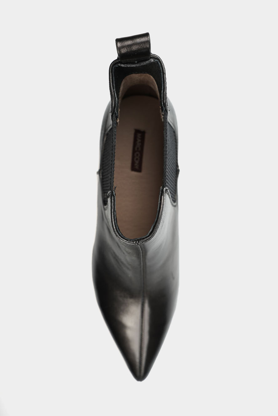 Челси Marc Cony