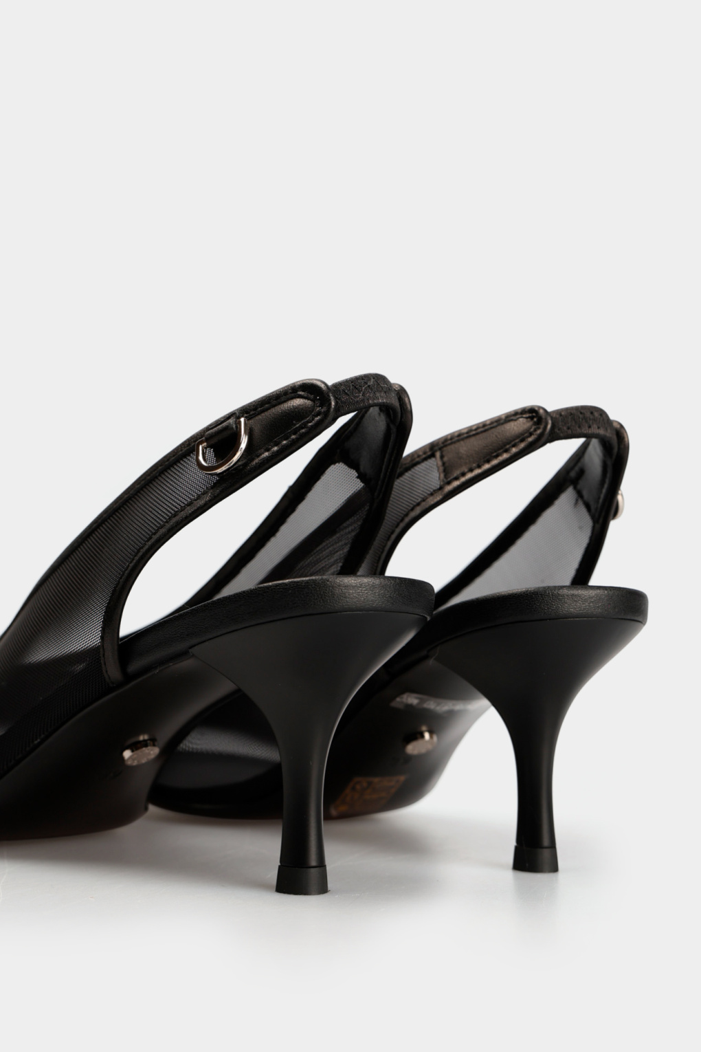 Босоножки Marc Cony