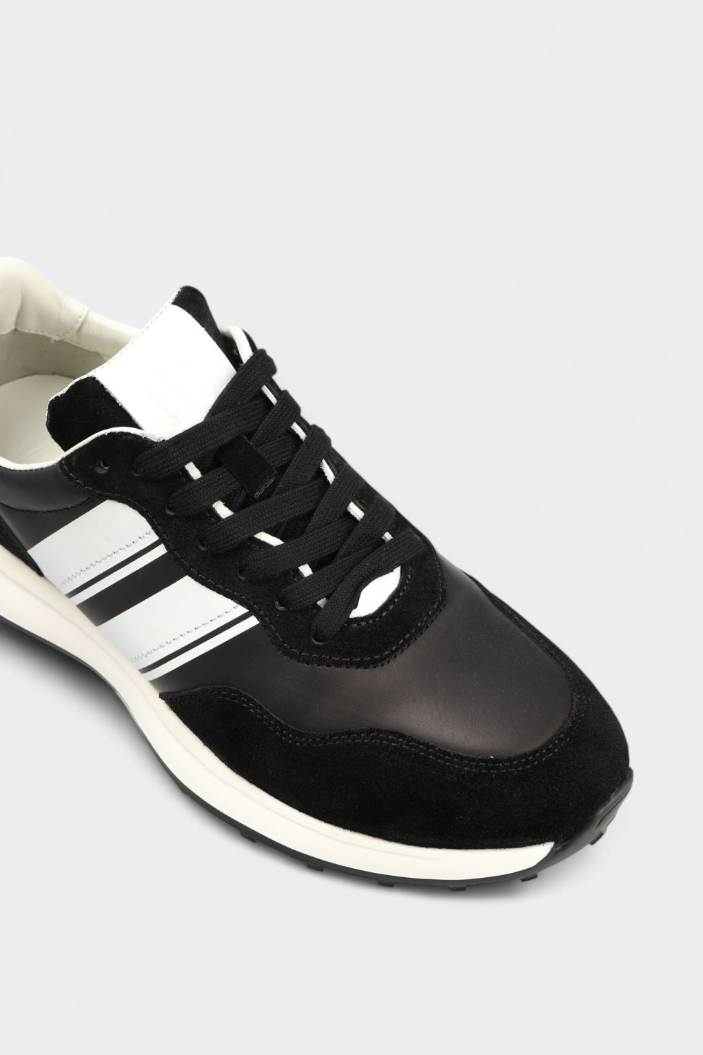 Кроссовки Graciana