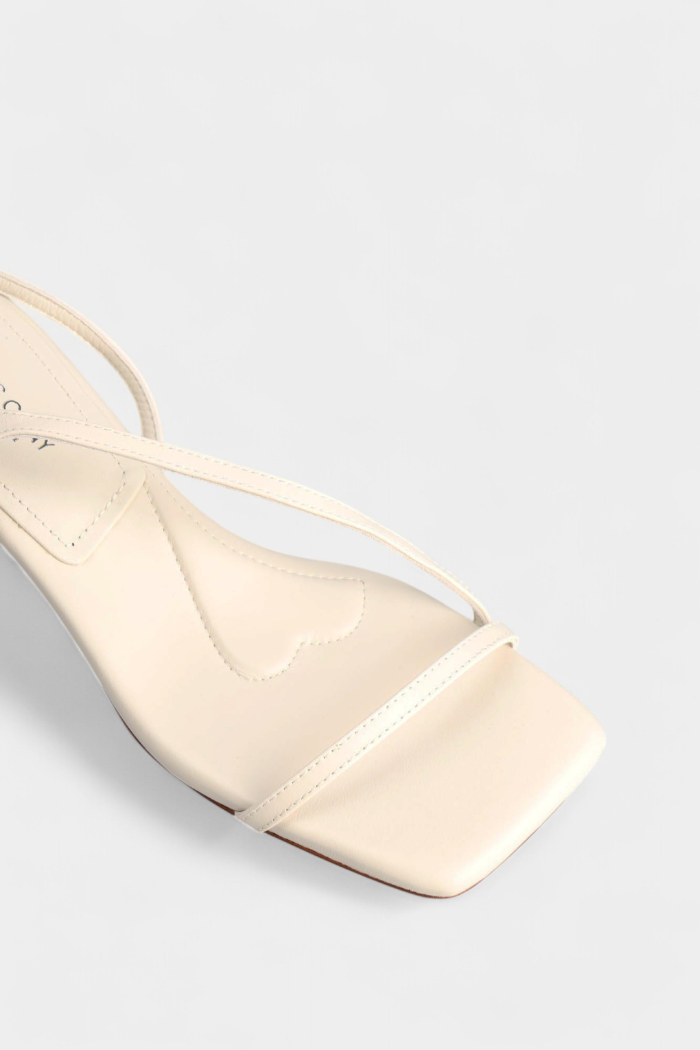 Босоножки Marc Cony