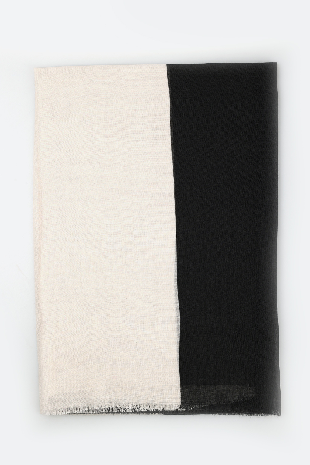 Палантин Marc Cony