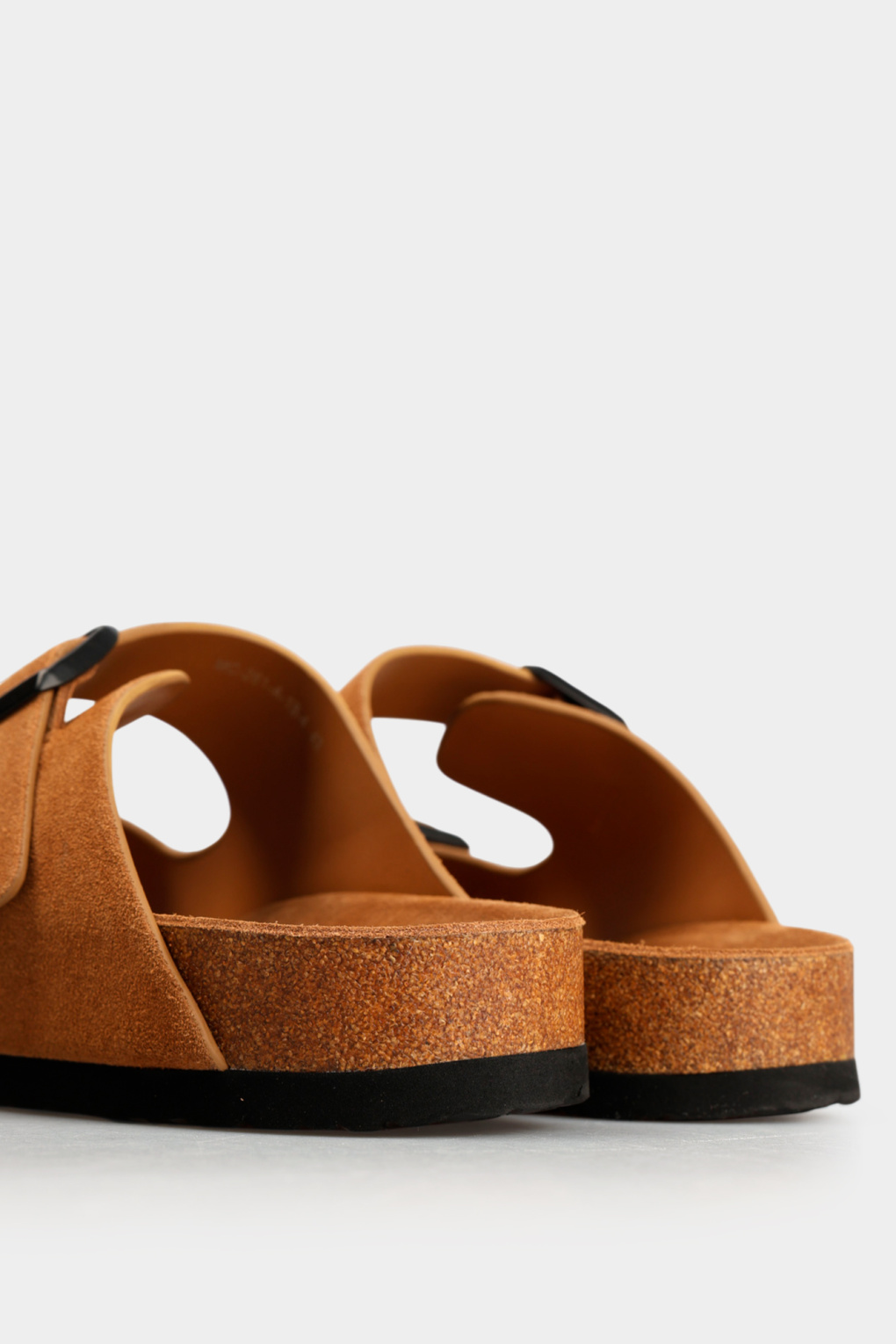 Шлепки Marc Cony