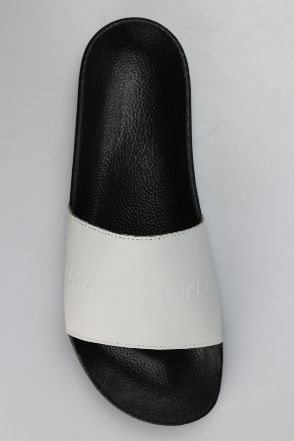 Шлепки Marc Cony