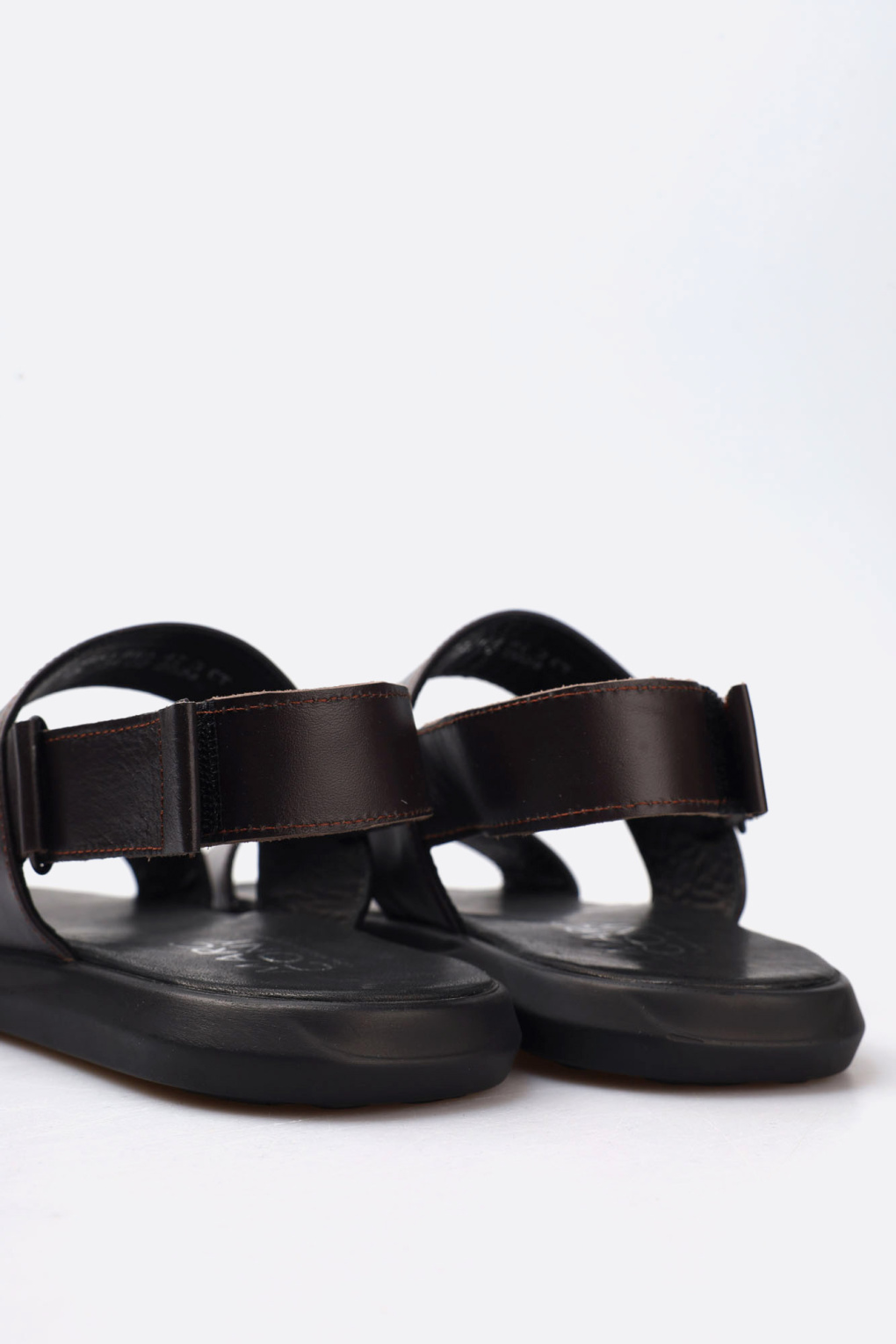 Сандалии Marc Cony