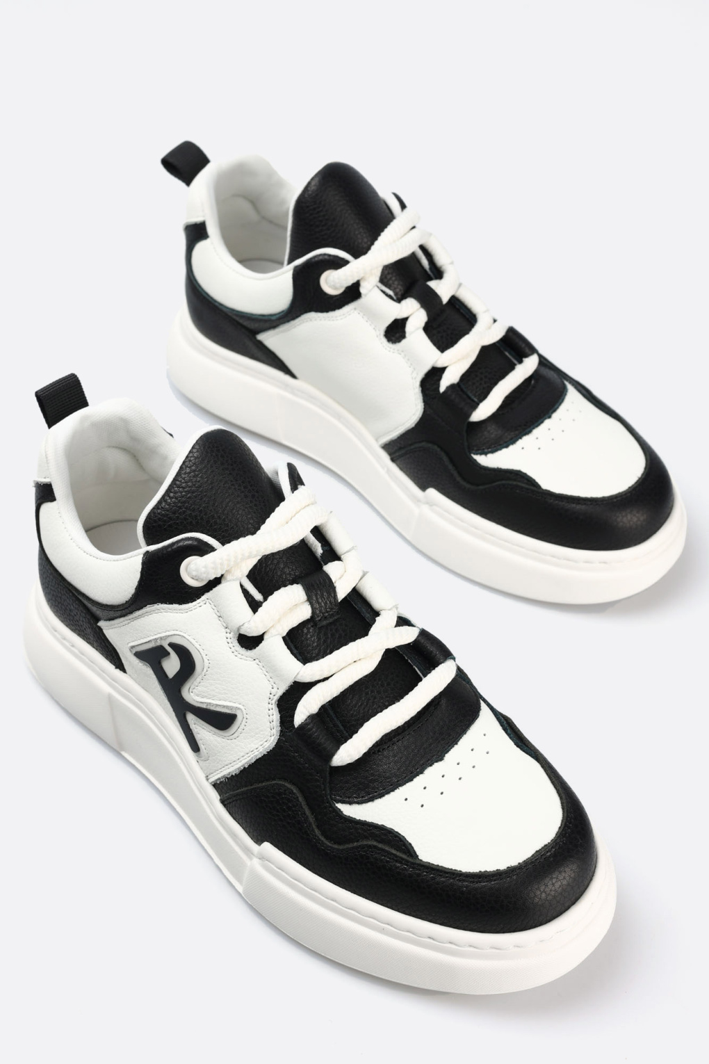 Кроссовки Graciana