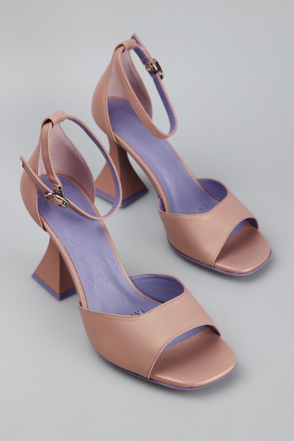 Босоножки Graciana