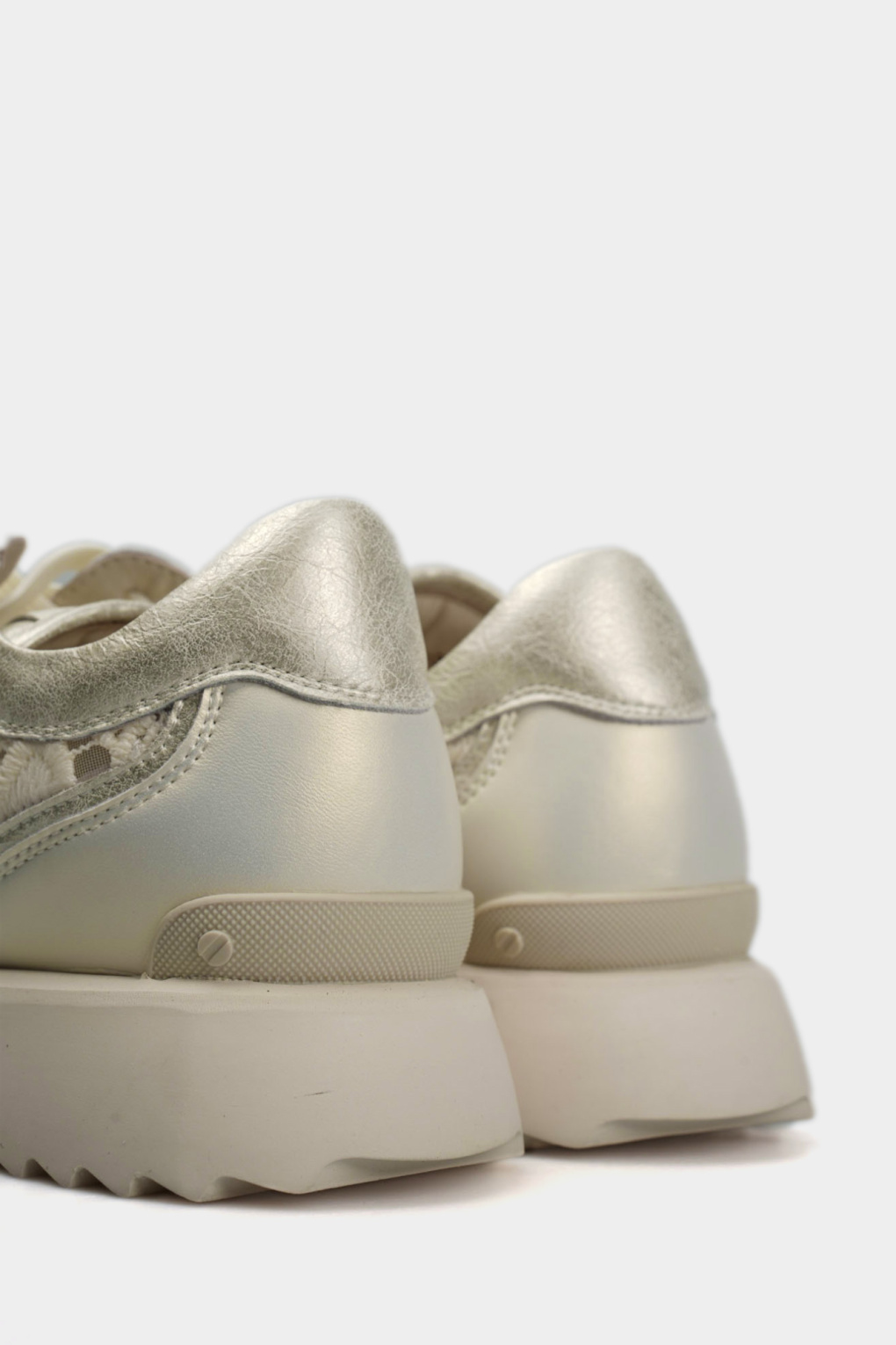 Кроссовки Graciana