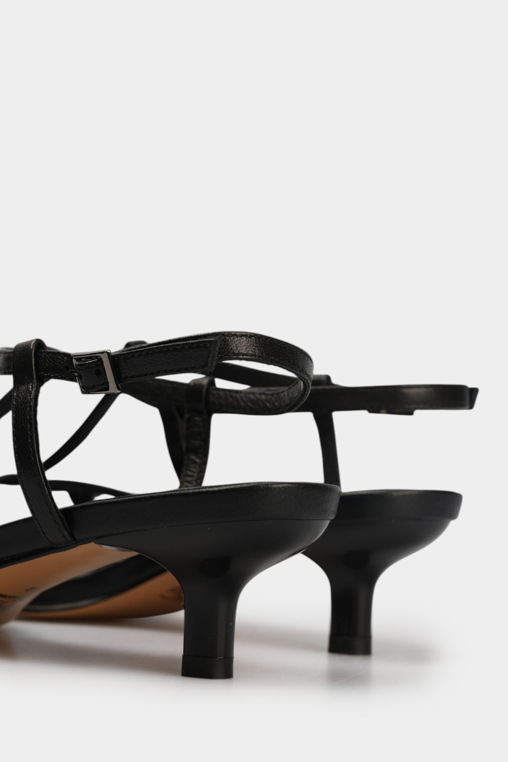 Босоножки Marc Cony