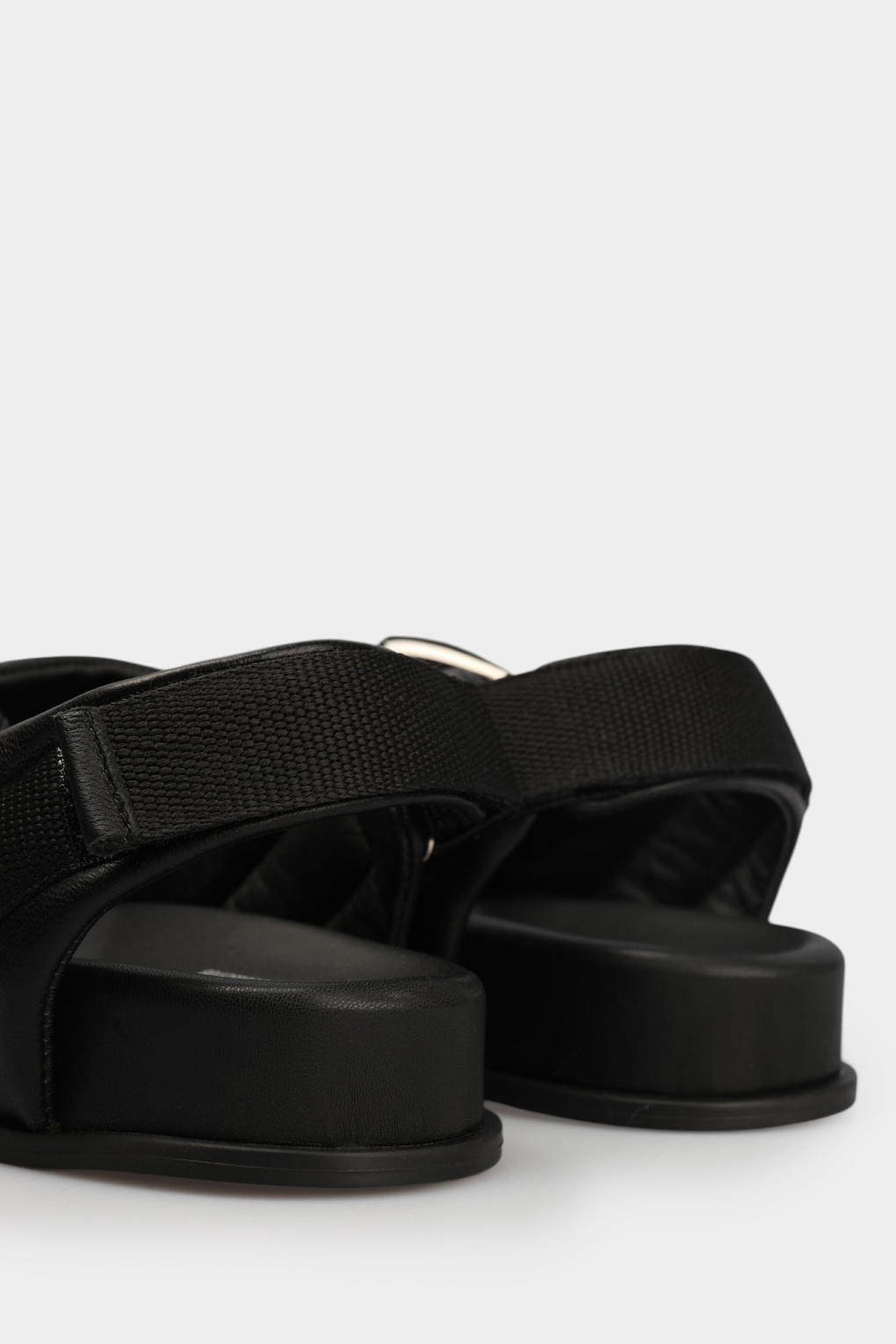 Сандалии Marc Cony