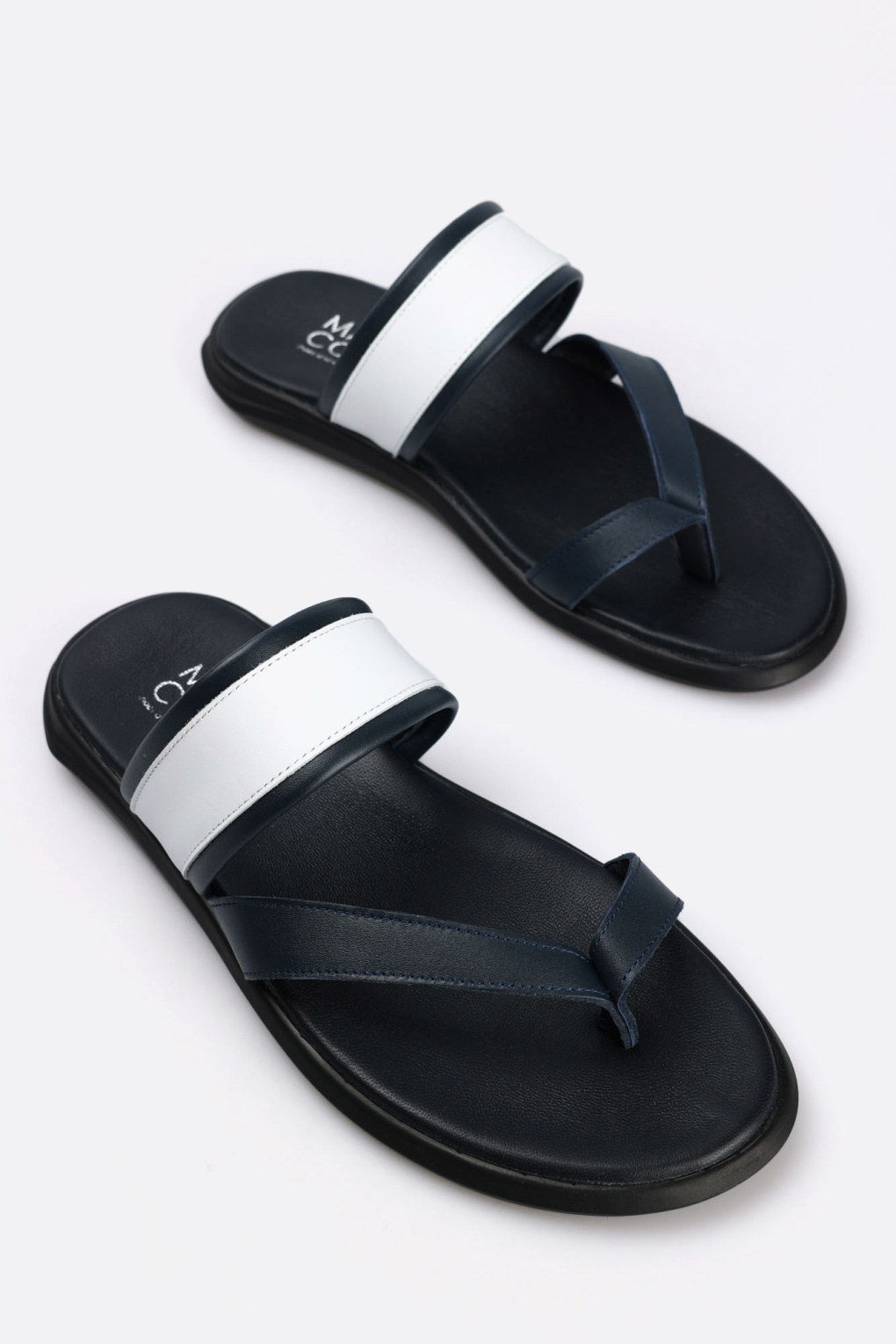 Шлепки Marc Cony