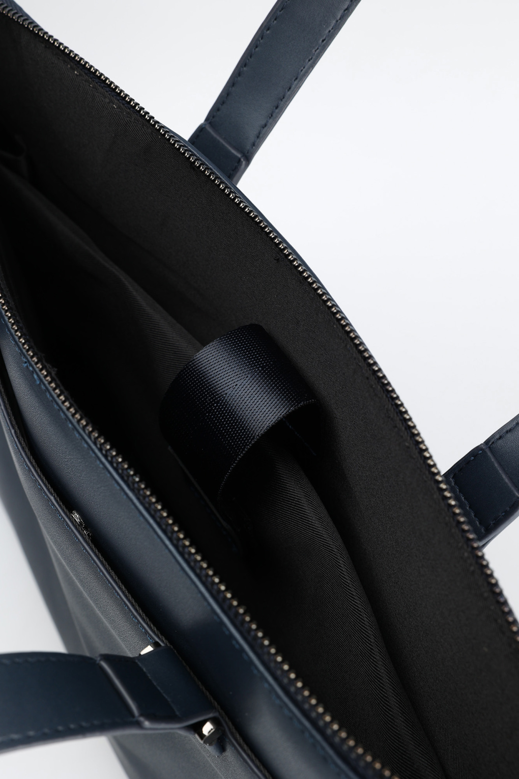 Сумка Marc Cony