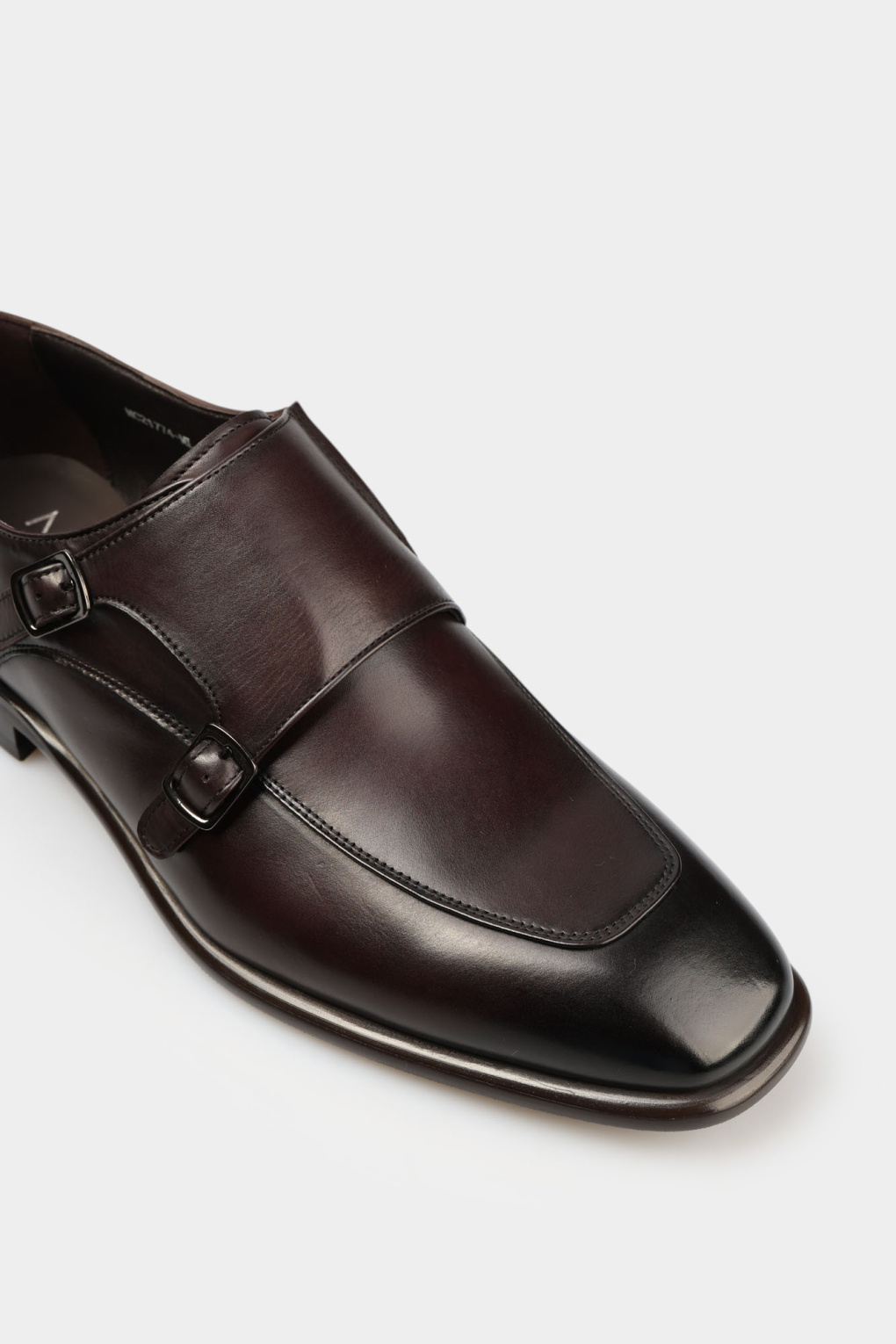 Туфли классика Marc Cony