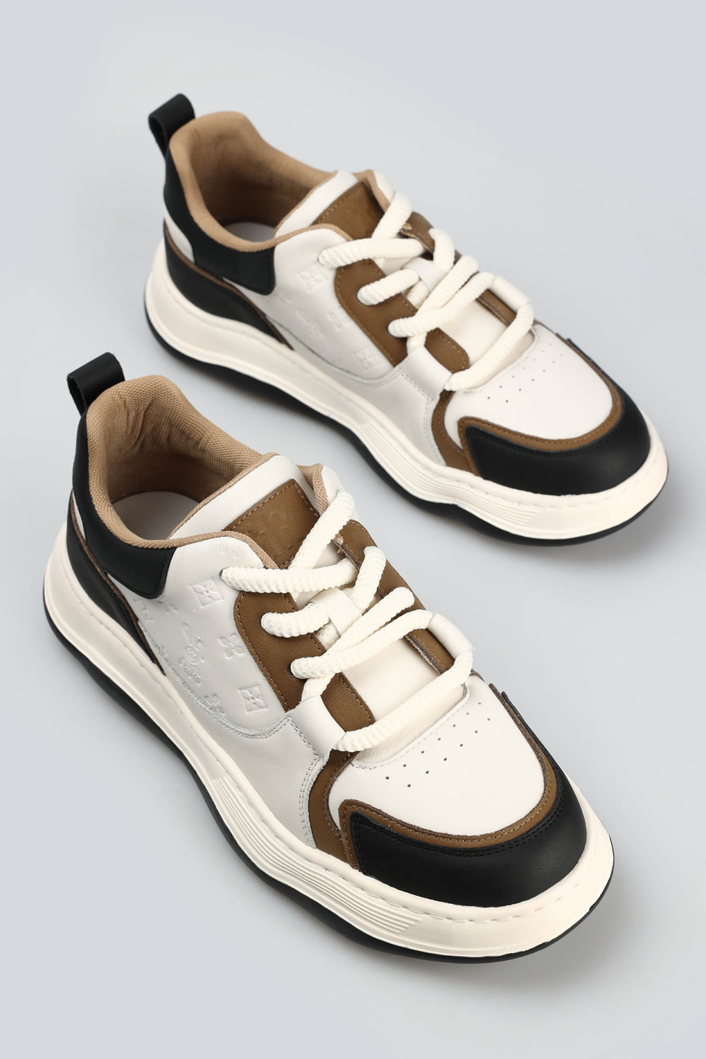 Кроссовки Graciana