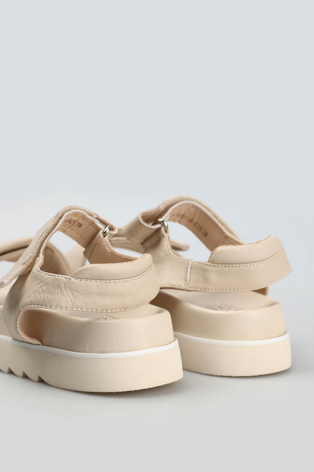 Сандалии Marc Cony