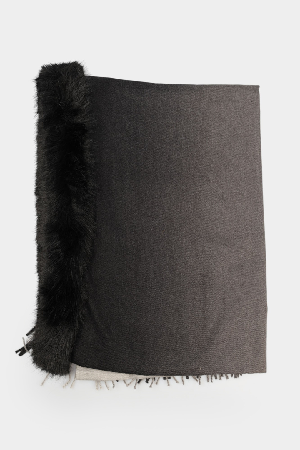 Палантин Marc Cony