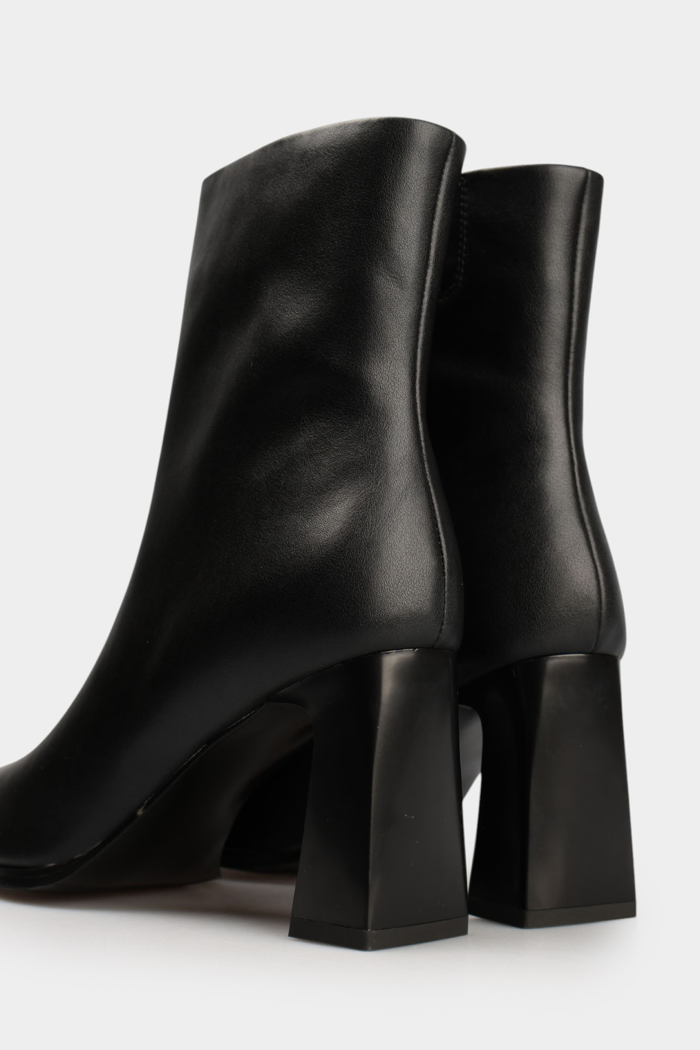 Ботильоны Marc Cony