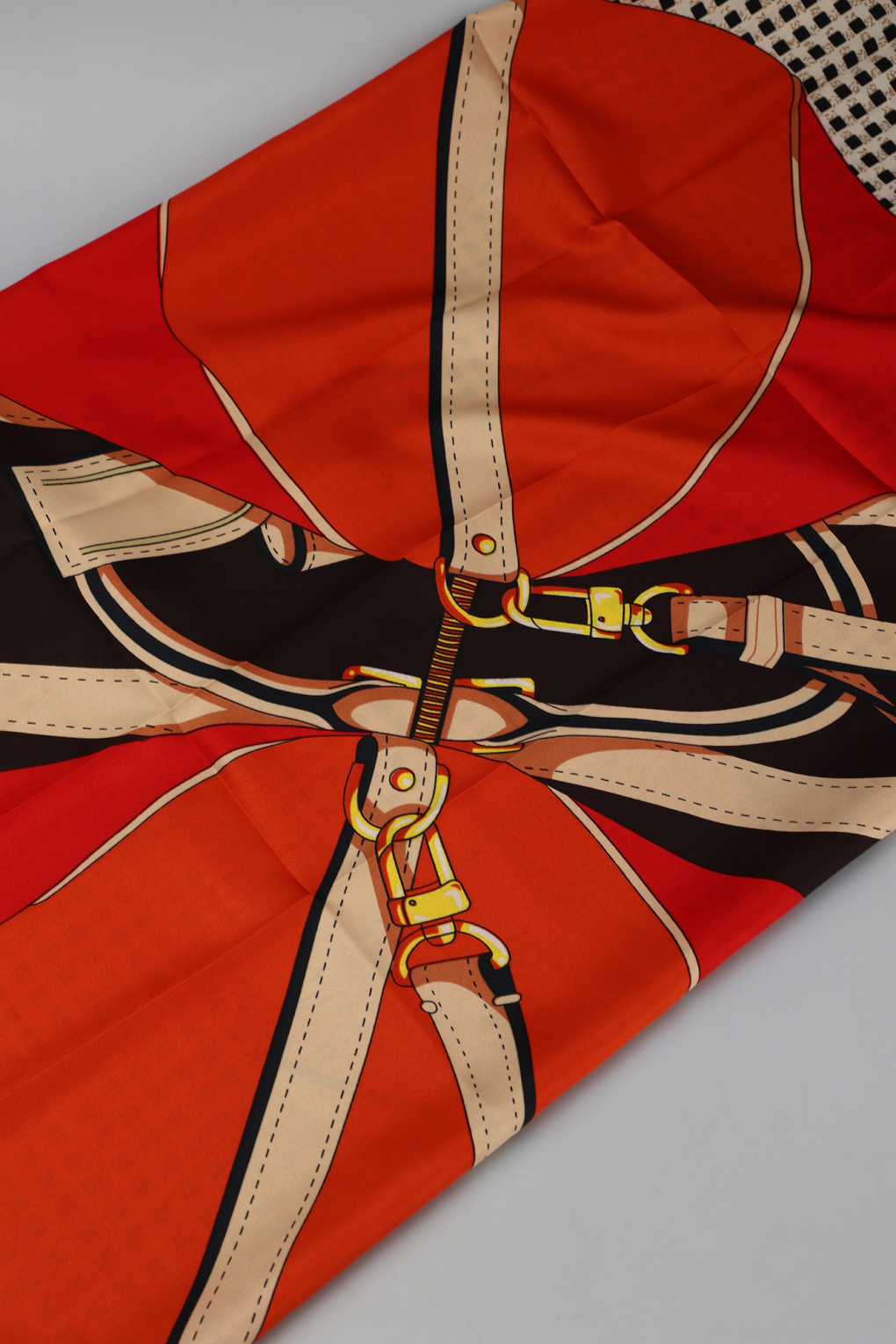 Палантин Marc Cony