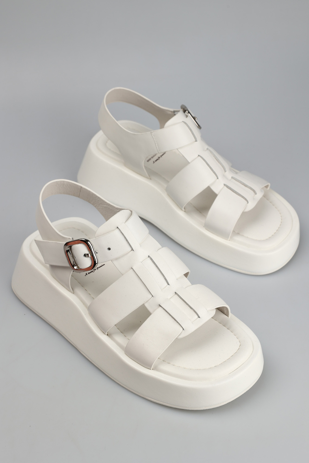 Сандалии Graciana