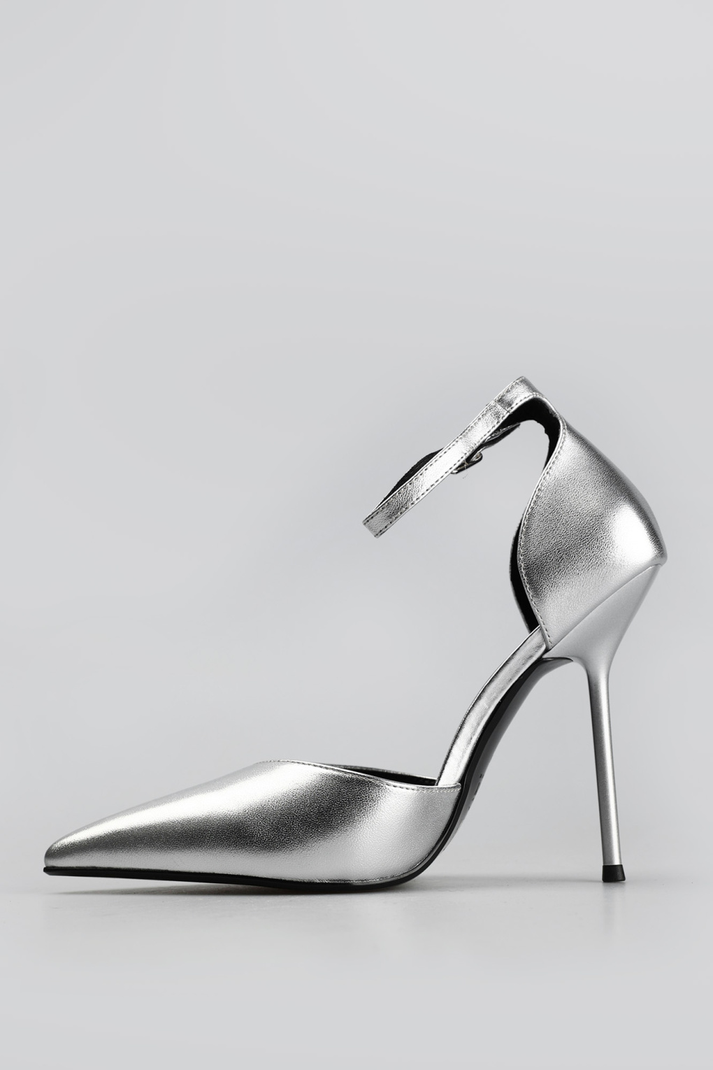 Босоножки Marc Cony