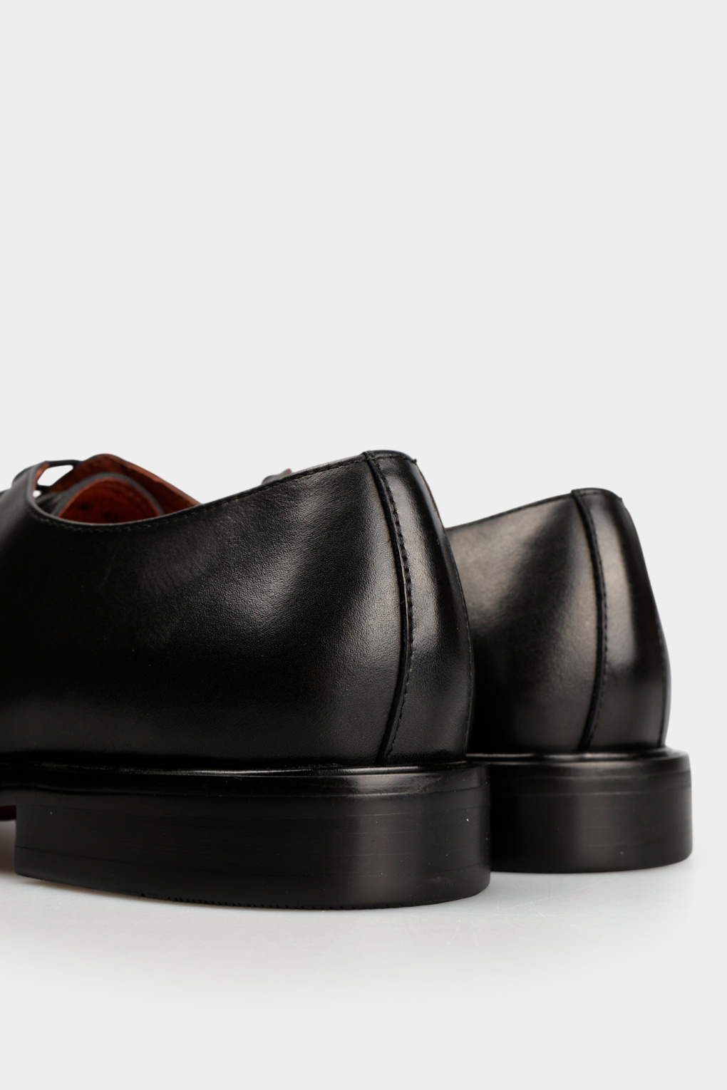 Туфли классика Marc Cony