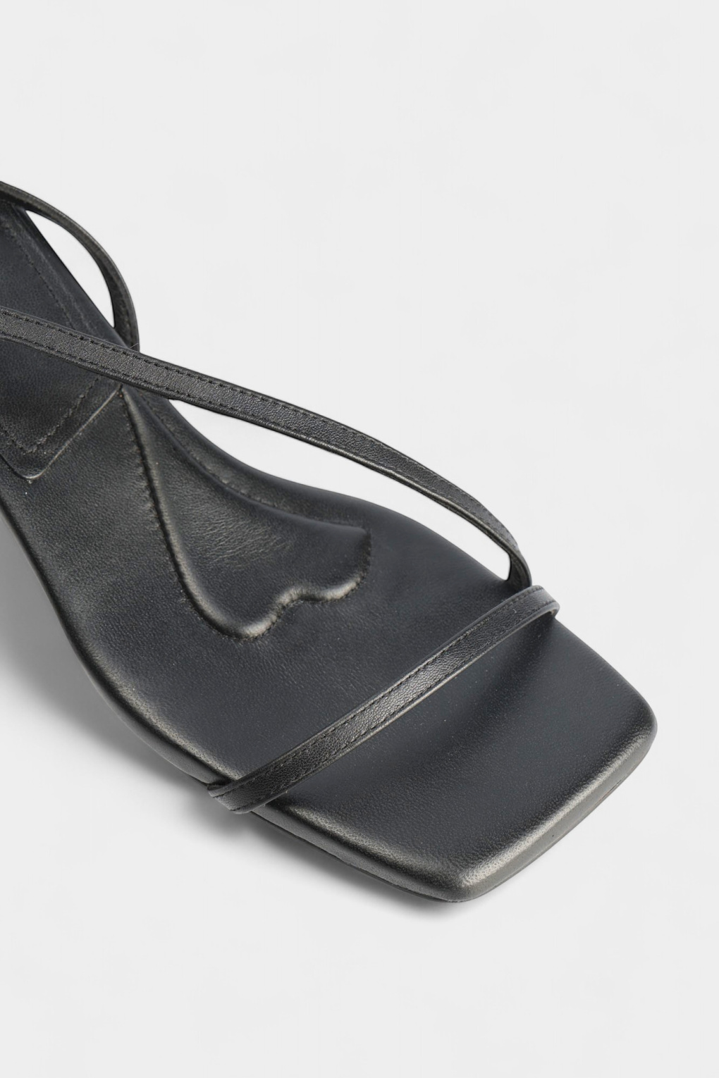 Босоножки Marc Cony