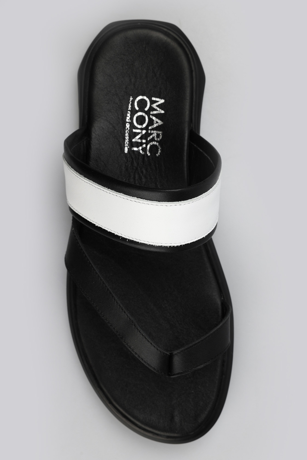 Шлепки Marc Cony