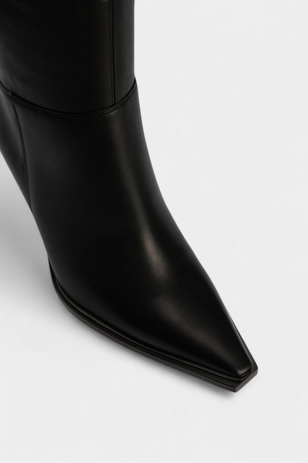 Сапоги Marc Cony