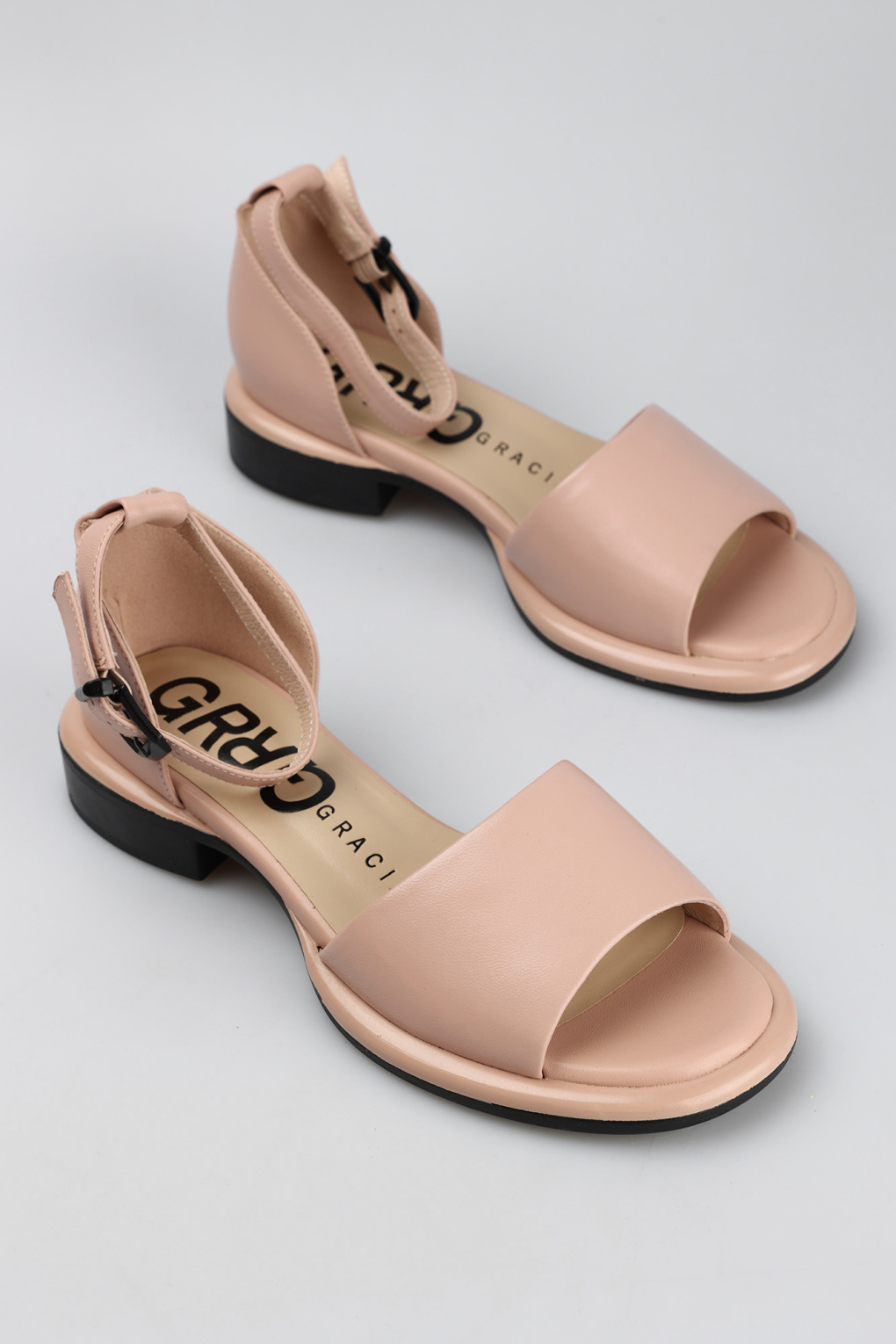 Босоножки Graciana