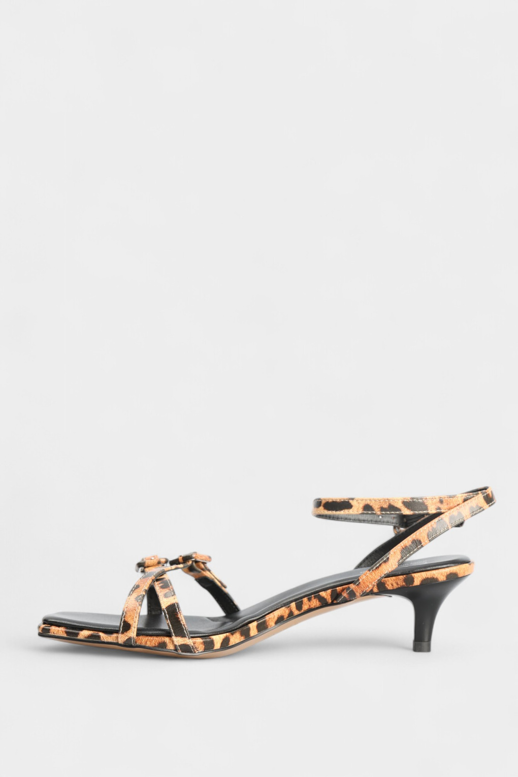 Босоножки Marc Cony