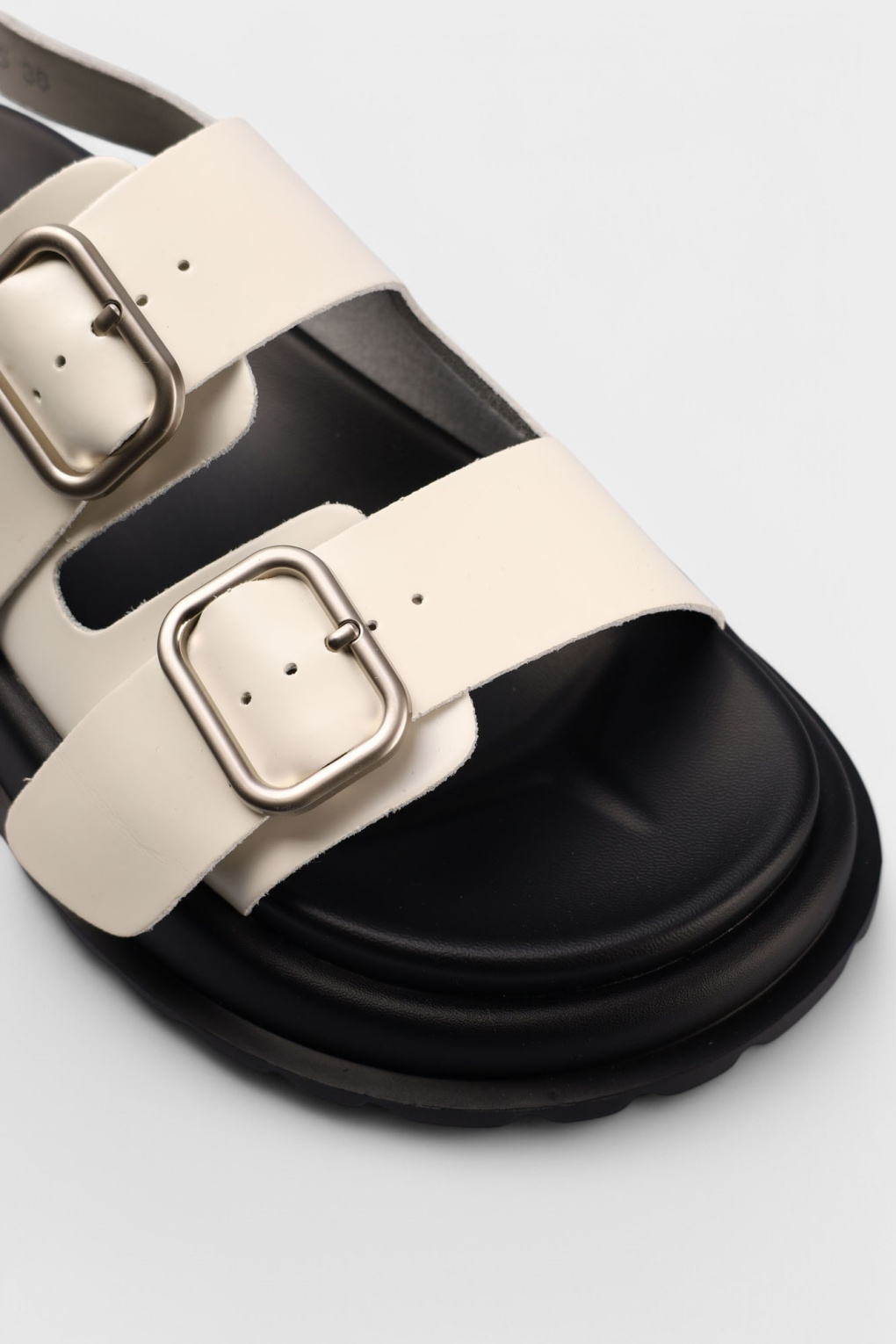 Сандалии Graciana