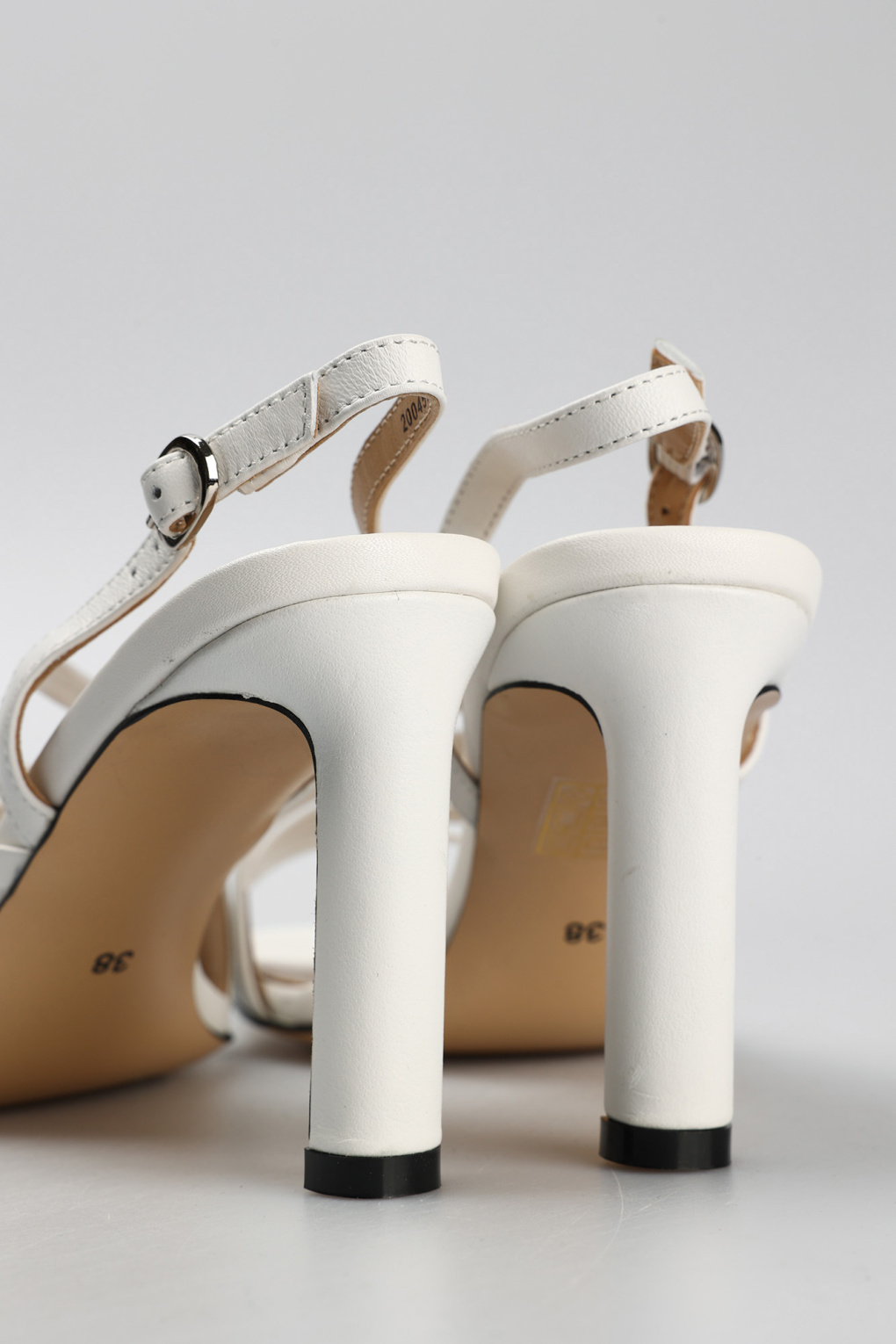 Босоножки Marc Cony