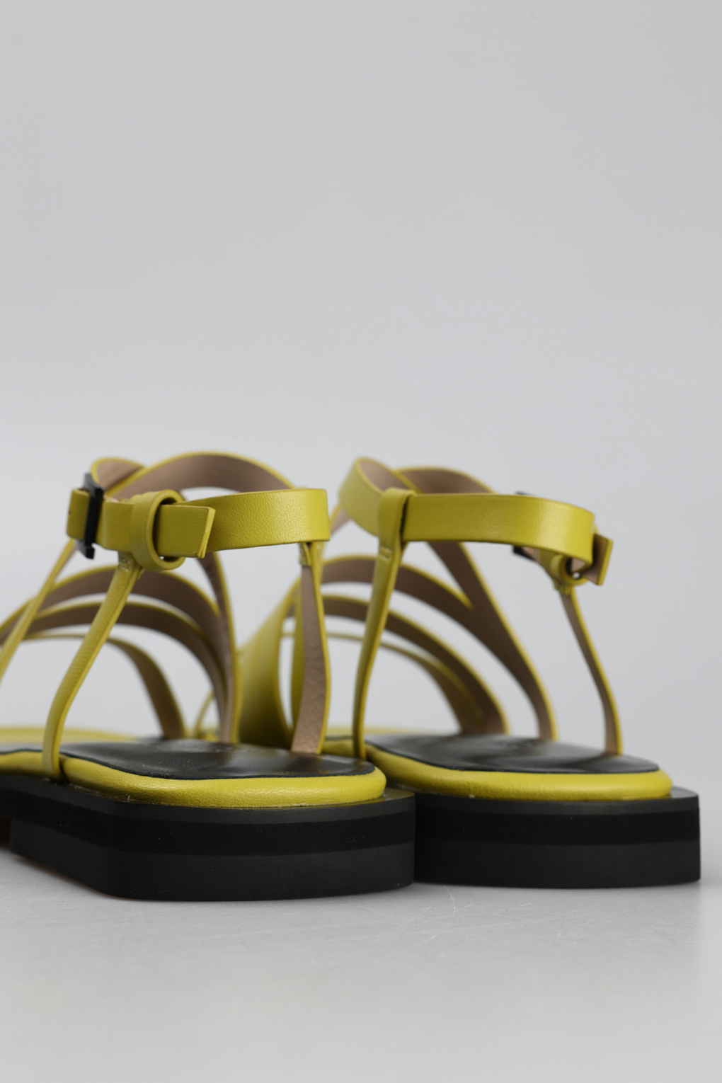 Сандалии Marc Cony