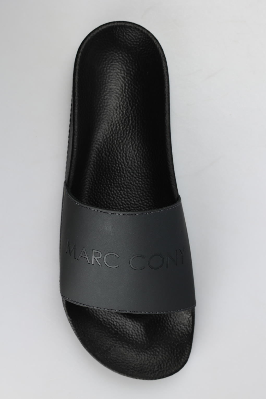 Шлепки Marc Cony