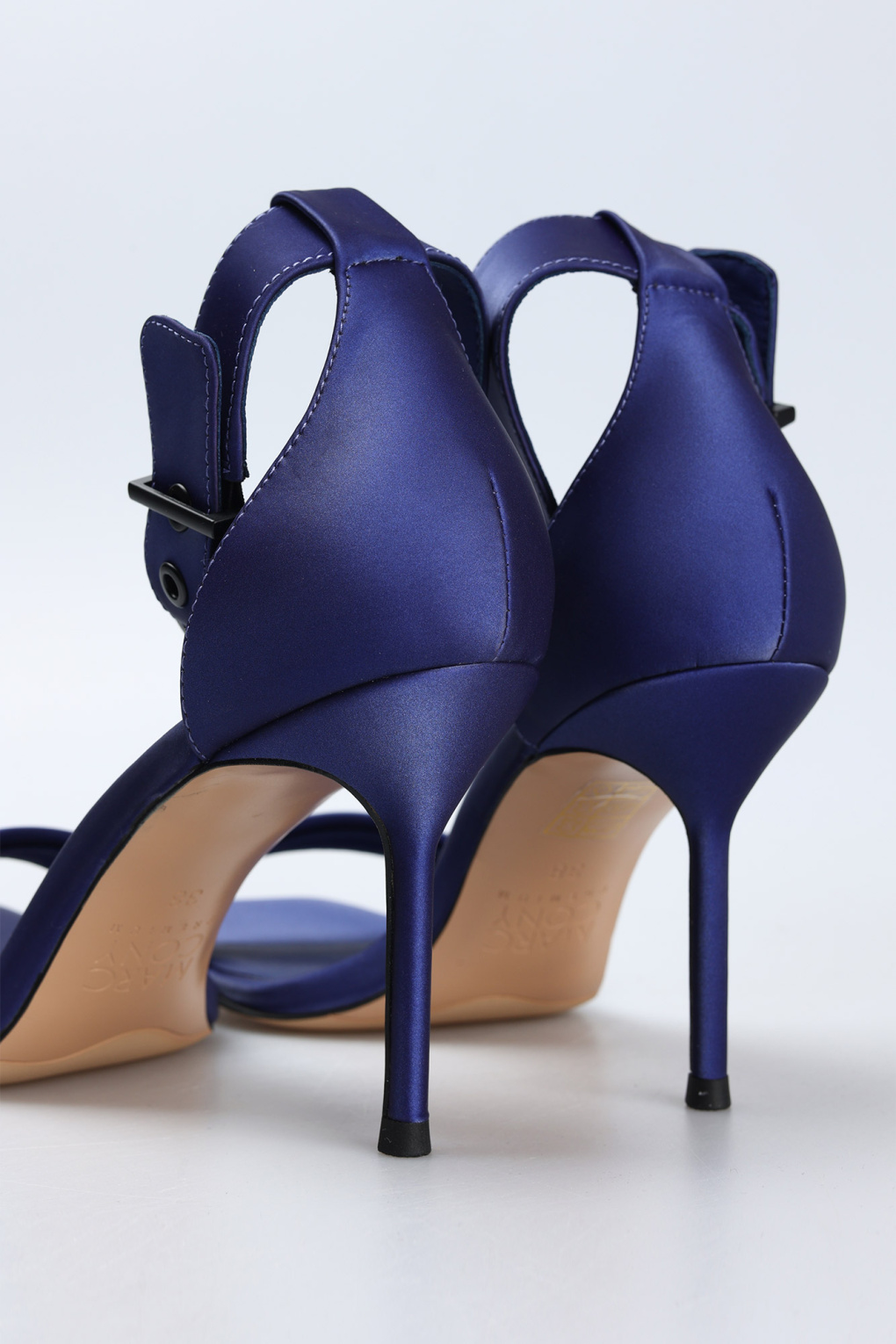 Босоножки Marc Cony