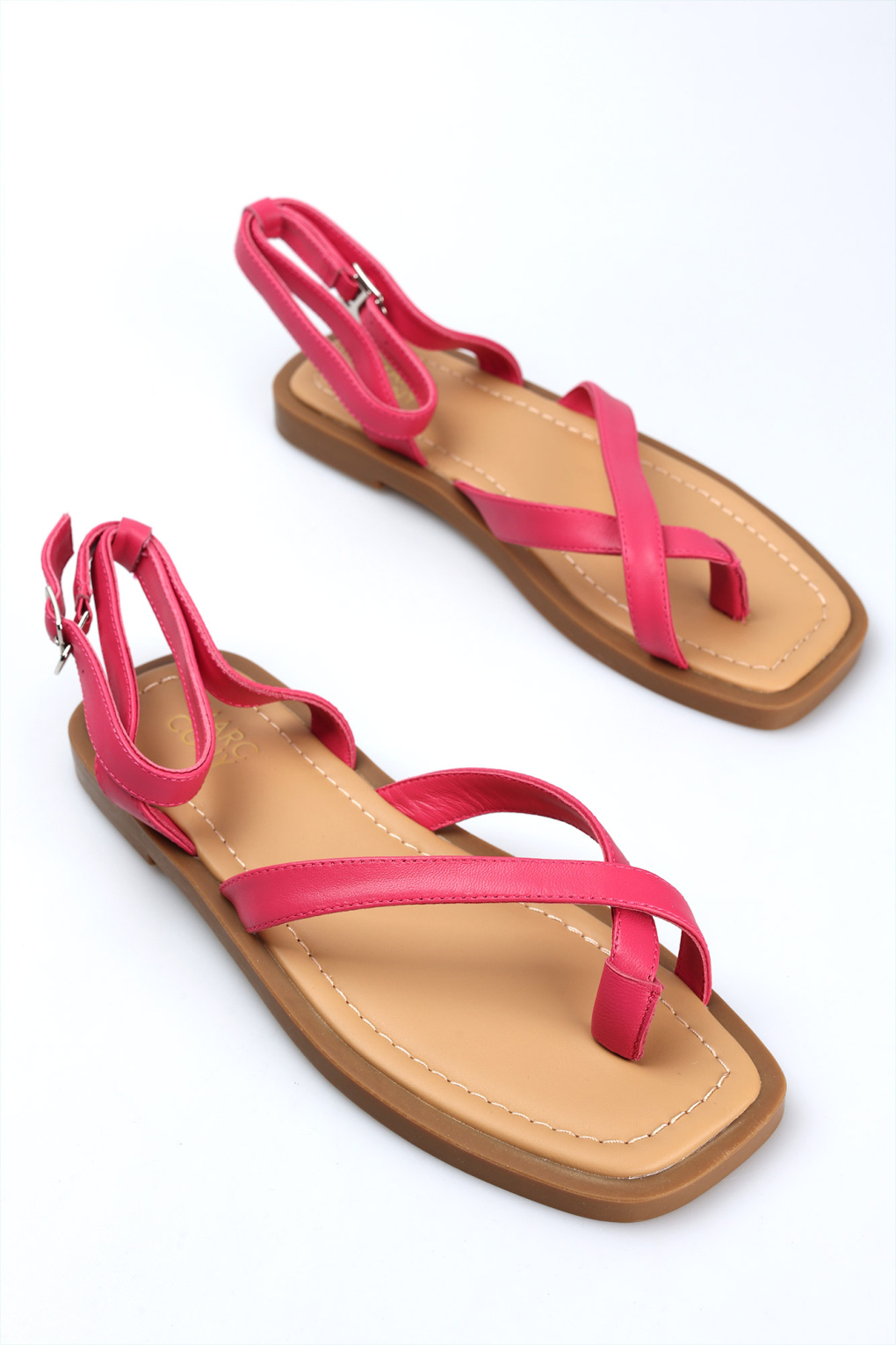 Сандалии Marc Cony