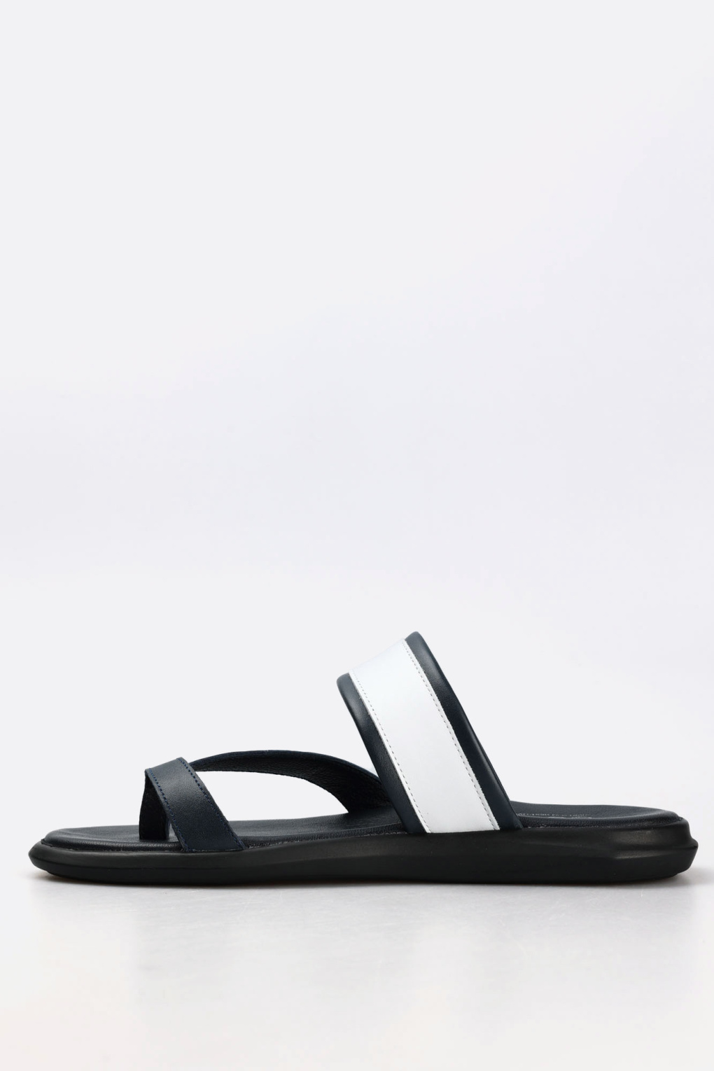 Шлепки Marc Cony