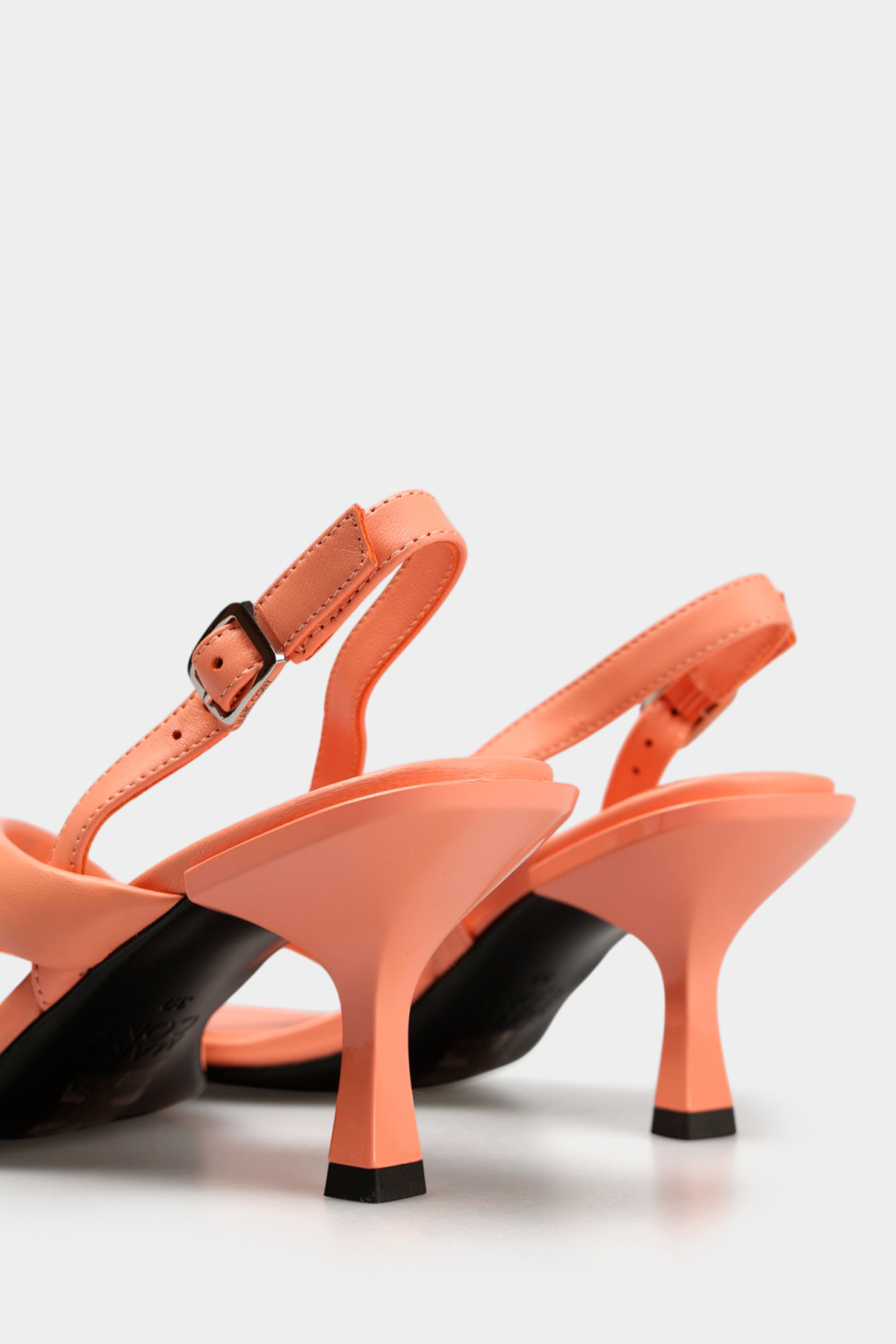 Босоножки Marc Cony