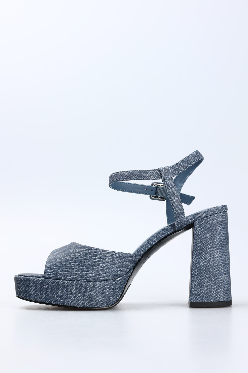 Босоножки Marc Cony