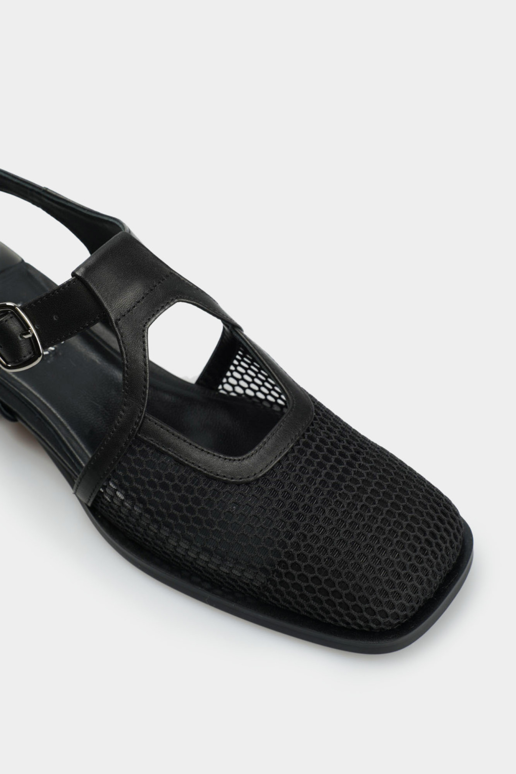 Босоножки Marc Cony