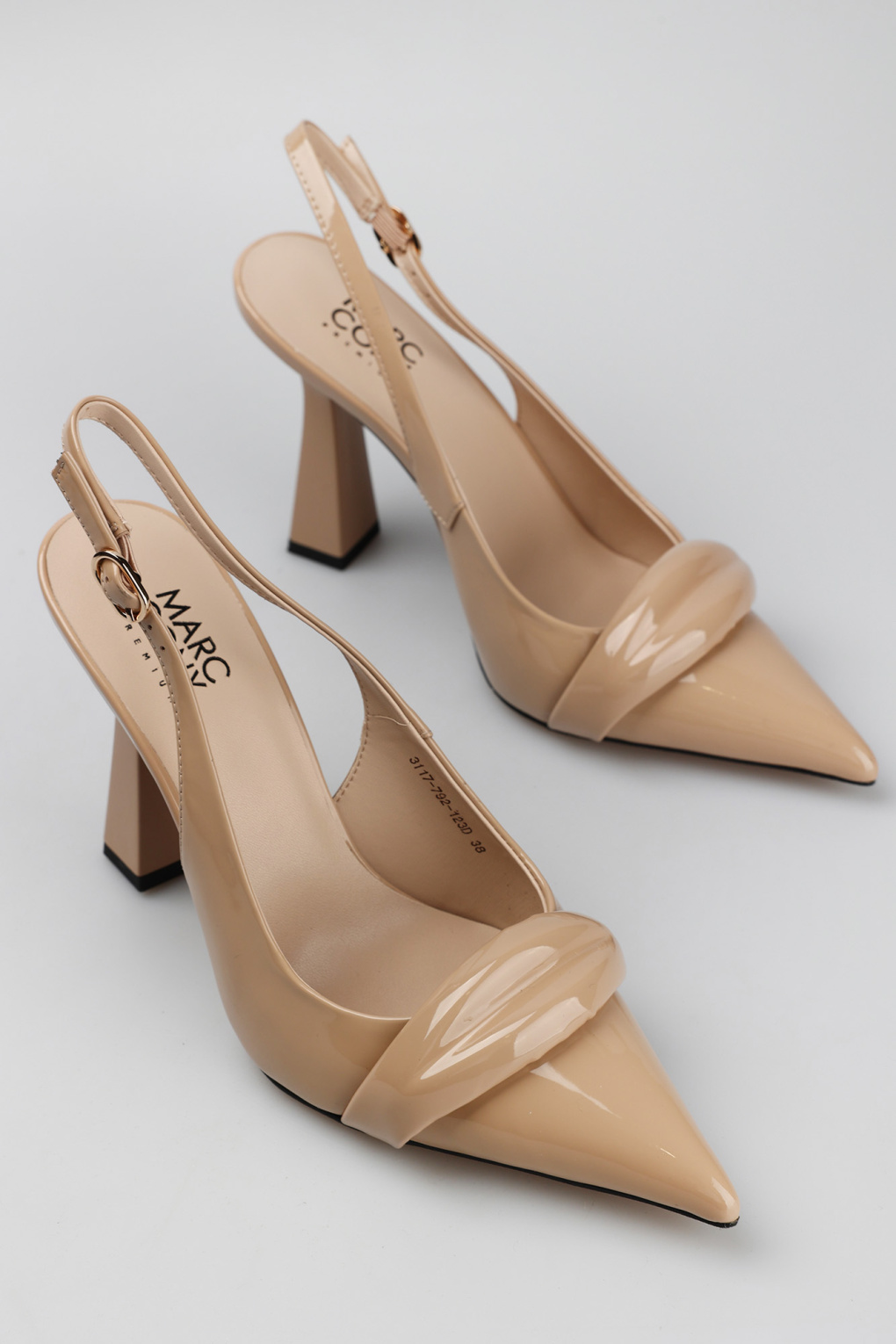 Босоножки Marc Cony