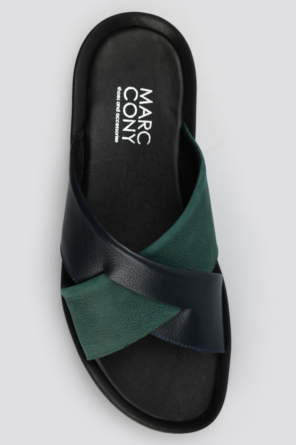 Шлепки Marc Cony