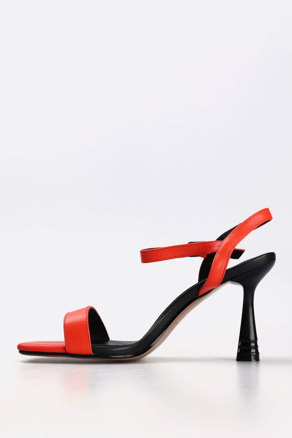 Босоножки Marc Cony