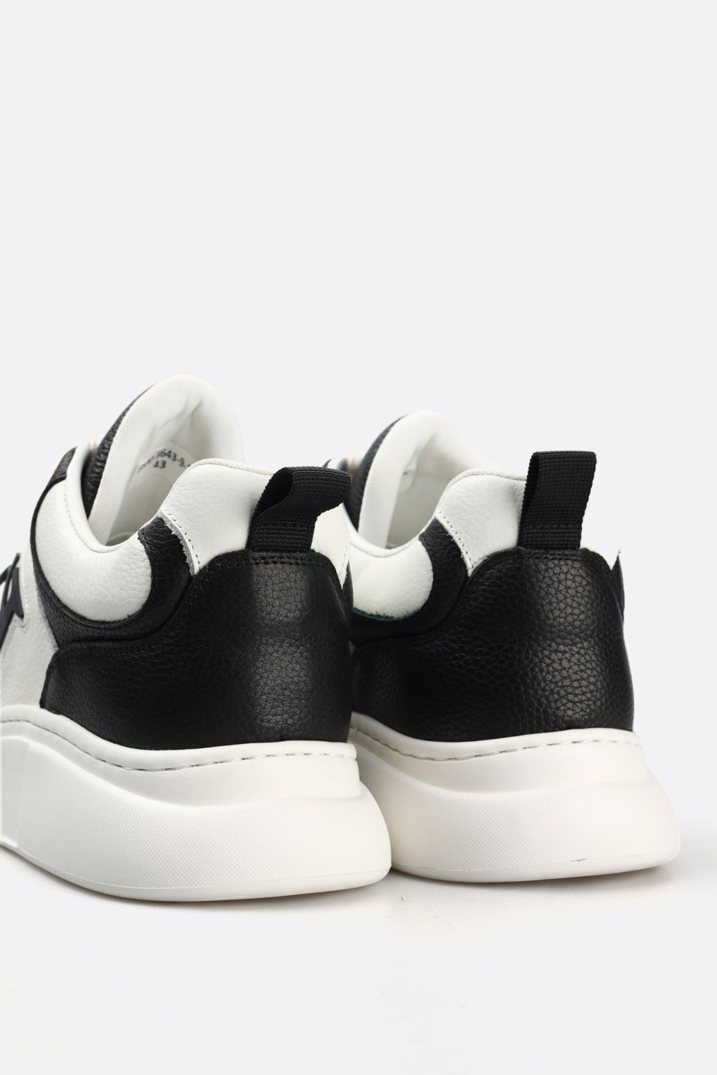 Кроссовки Graciana