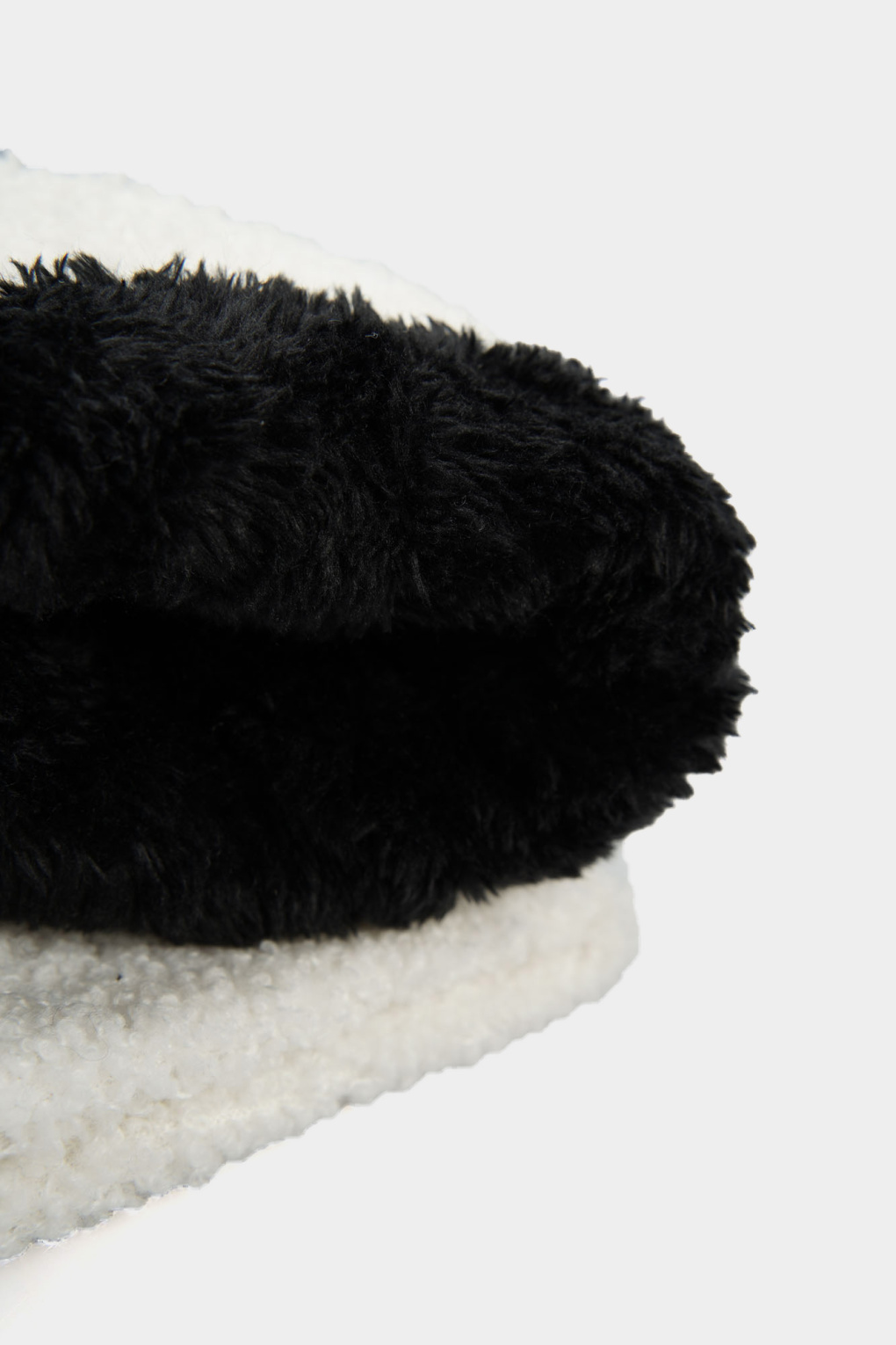 Варежки Marc Cony