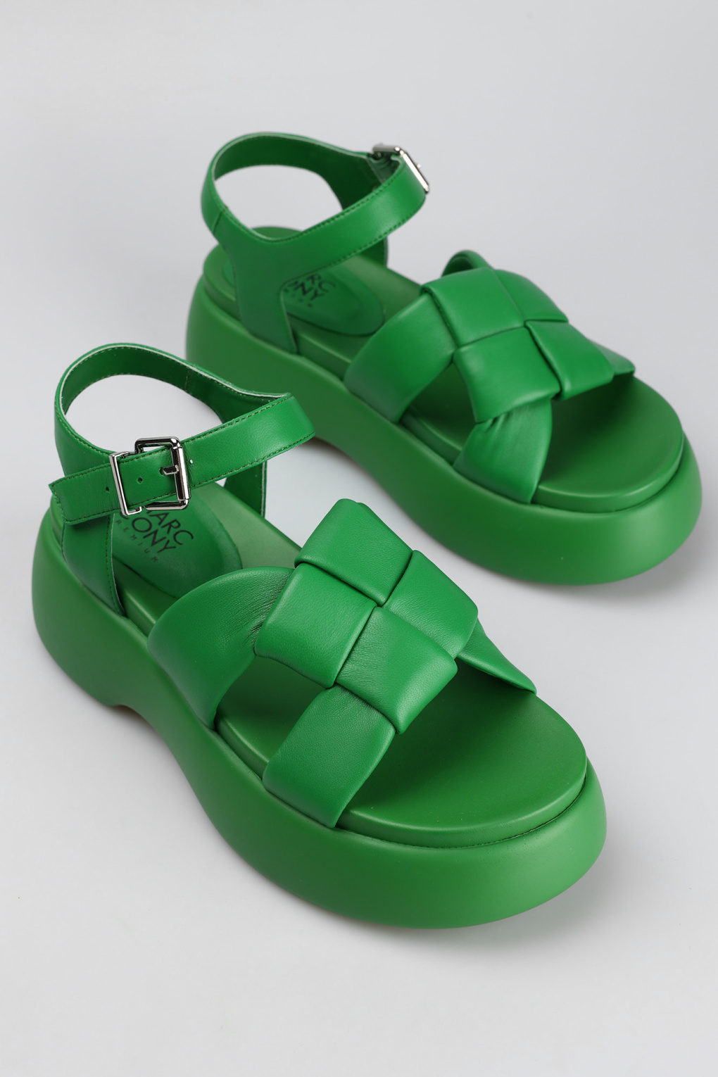 Сандалии Marc Cony