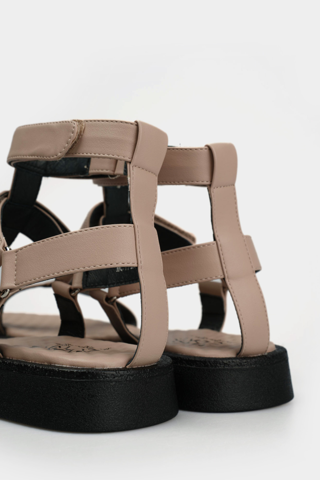 Сандалии Marc Cony