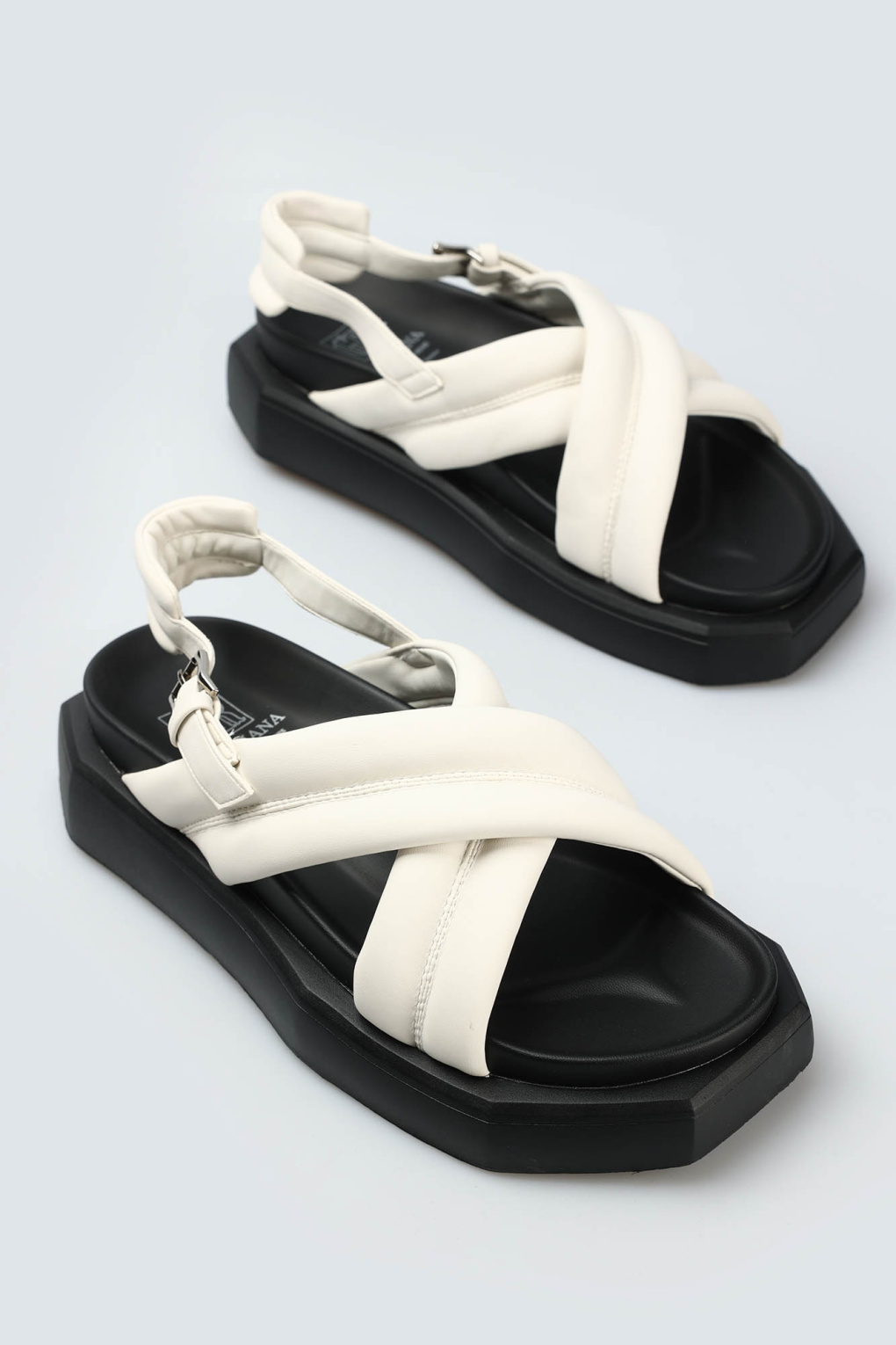 Сандалии Graciana