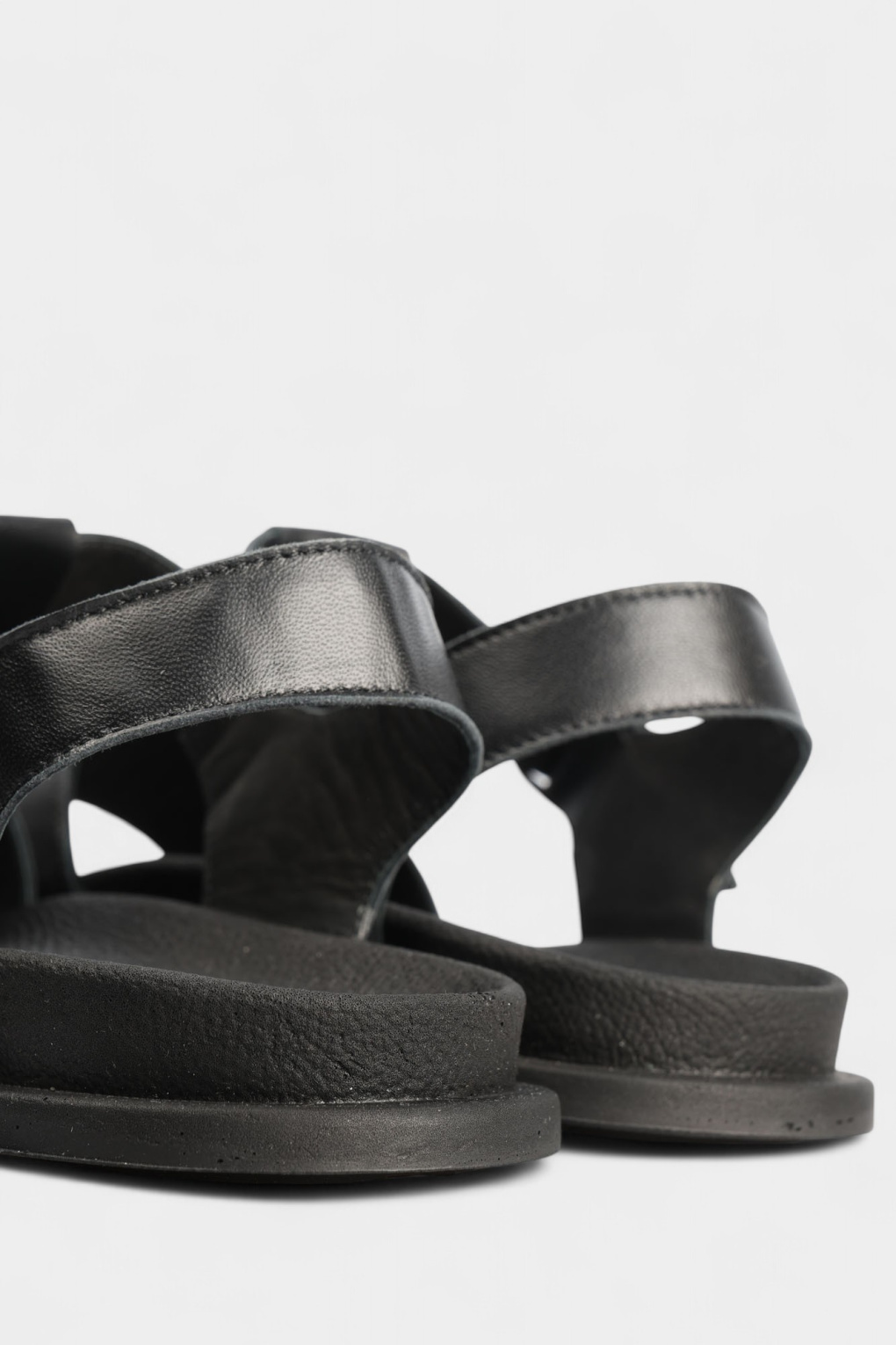 Сандалии Marc Cony