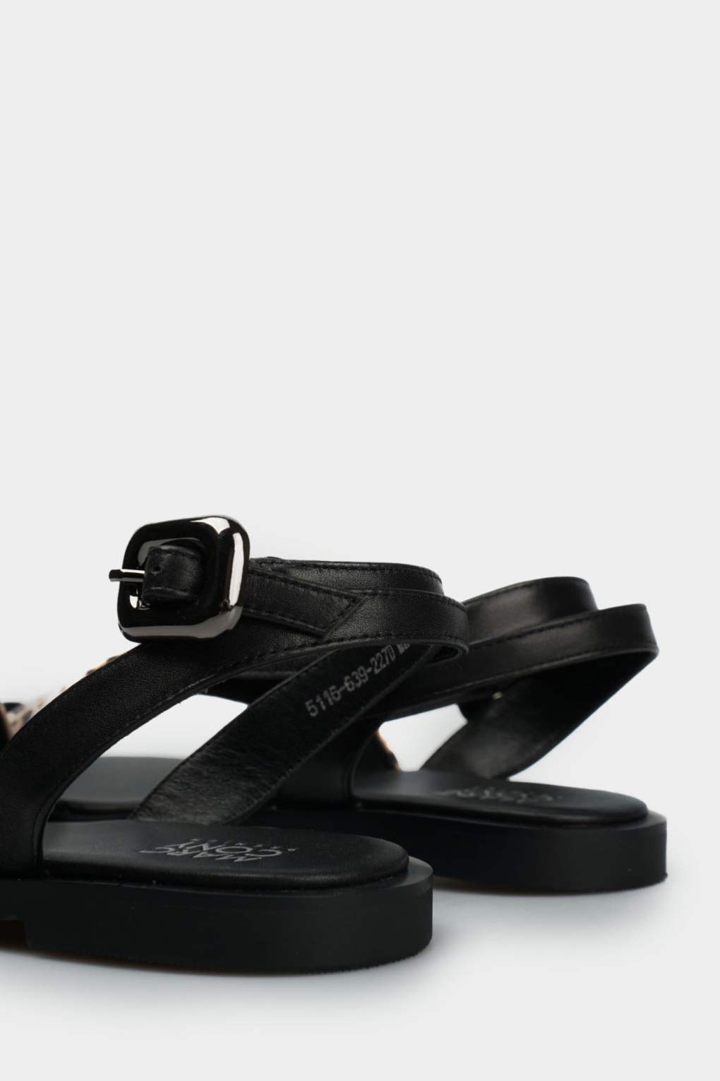 Сандалии Marc Cony